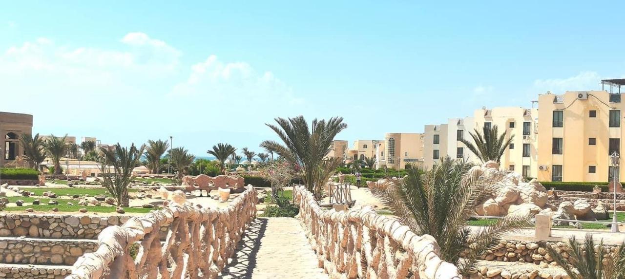 شاليه قرية ريفيرا 1 Ras Sedr Dış mekan fotoğraf